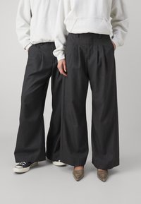 Jaded London GOLIATH UNISEX szary
