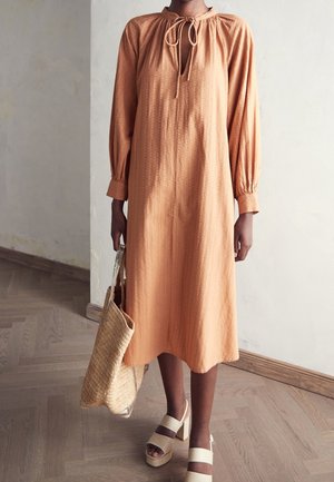 Freizeitkleid - camel