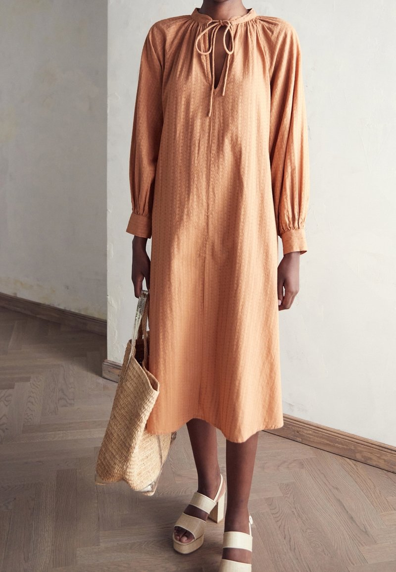 Lovechild Robe de jour - camel