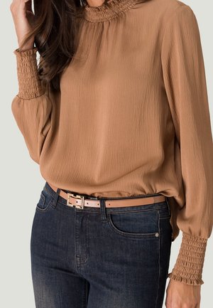 Blouse - camel