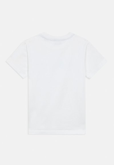 Λευκό βαμβακερό κοντομάνικο μπλουζάκι με στρογγυλή λαιμόκοψη και απλό σχέδιο. Διαθέτει απλή τελειότητα χωρίς σχέδια ή διακοσμητικά στοιχεία.