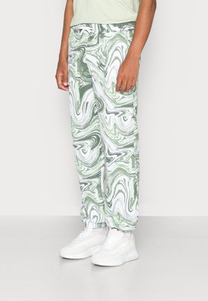 MENNACE SWIRL PRINT JOGGER UNISEX - Teplákové kalhoty - green