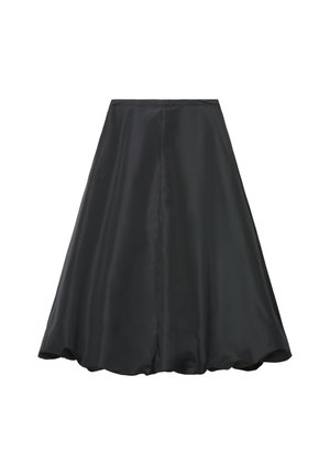 Schwarzer Satinsrock mit ausgestelltem Design, knielang, glatte Struktur, breiter Bund und ohne sichtbare Muster oder Verzierungen.