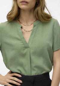Vero Moda VMMYMILO - Blouse - hedge green