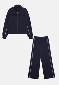 Επιλέχθηκε, navy