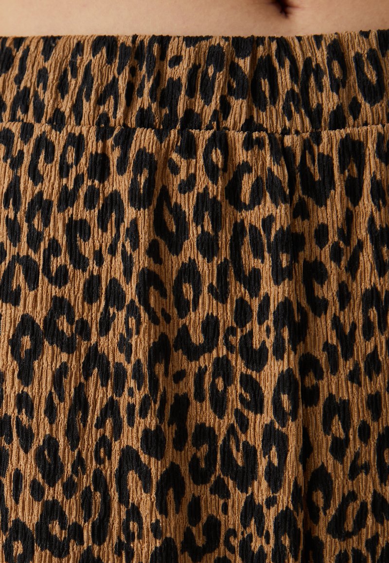 ONLY ONLGLENDA - Stoffhose - cartouche/beige - Zalando.de
