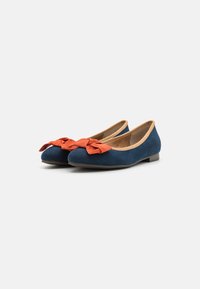 Marco Tozzi Balerini - navy/multi-coloured