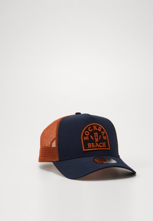 ROCKBAY E-FRAME TRUCKER - Casquette - navy/orange