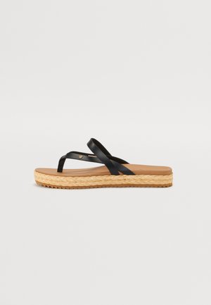CARMEN - Sandalias de dedo - black