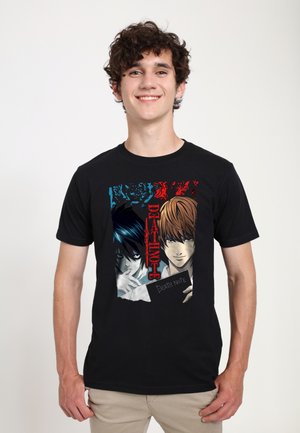 Czarny bawełniany t-shirt z nadrukiem dwóch postaci anime z "Death Note", z niebieskimi i czerwonymi akcentami.