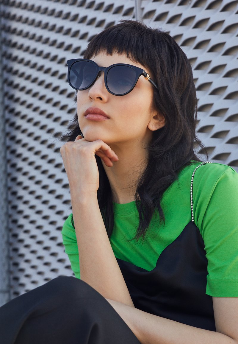 Gucci Sunglasses - black/black/grey