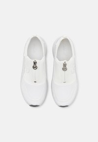 MICHAEL Michael Kors SAMI ZIP TRAINER - Sneaker low - optic white