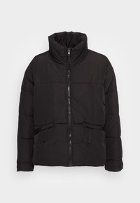 Pieces PCFREEDA SHORT OVERSIZE PUFFER JACKET - Casaco de inverno - black