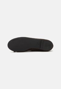 Pretty Ballerinas Ballerinaskor - brown
