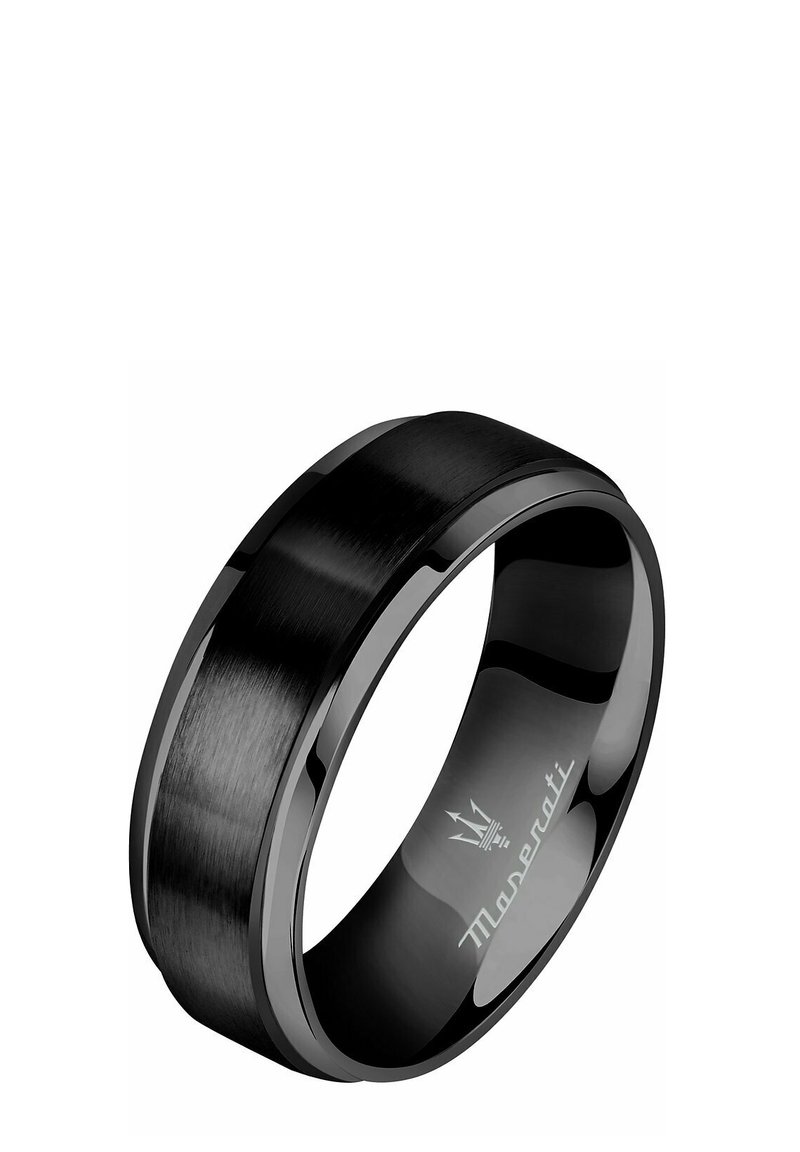 Schwarzer Edelstahlring mit gebürsteter Oberfläche, der ein glattes zentrales Band und polierte Außenkanten aufweist, graviert mit einem Logo.