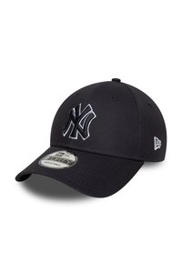 Sort baseball cap lavet af stof med et broderet "NY" logo i hvid. Den har en buet skygge og en justerbar rem bagpå.