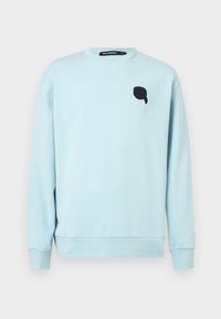 Επιλέχθηκε, ice blue
