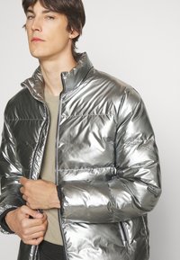 EA7 Emporio Armani Zimska jakna - grigio chiaro