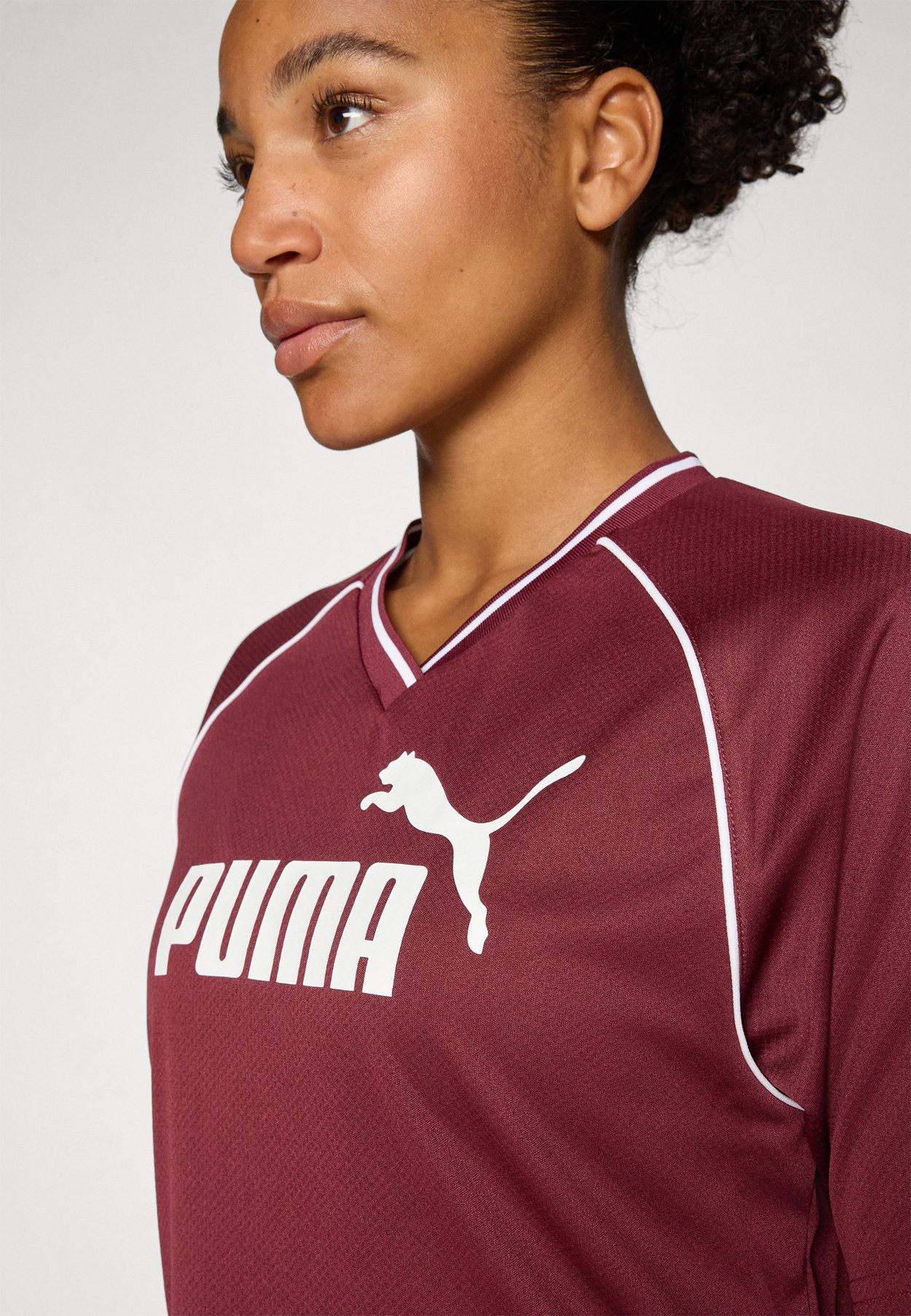 RELAXED CROPPED FOOTBALL