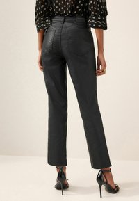 Next MOM - Jeans Relaxed Fit - black