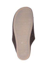 Brązowy kapcie z teksturowaną szaro-skalną podeszwą. Posiada gładką teksturę wierzchu i zaokrąglony czubek, z oznaczeniem rozmiaru 38. Minimalistyczny design.