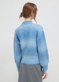 Calliope Pullover - une variante