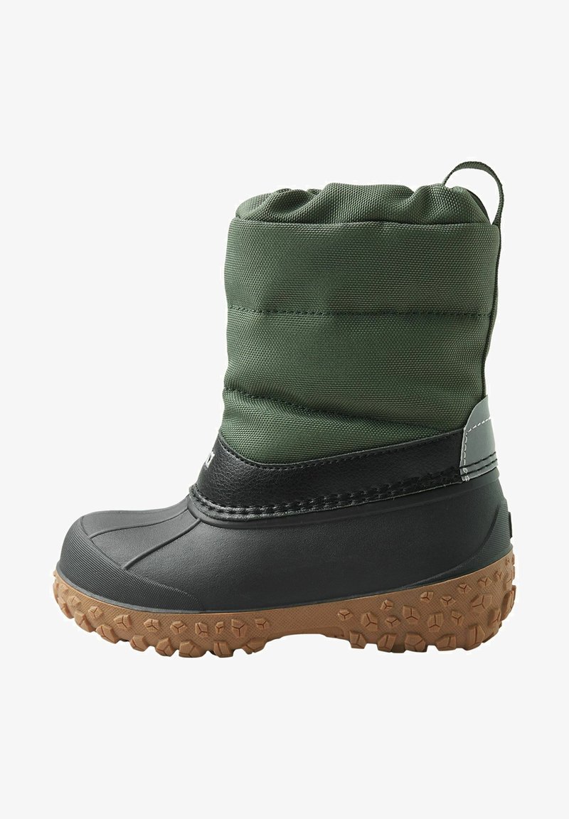 Grønt quiltet tekstiløvre med svart gummibunn, med en rillert brun yttersåle og en innsnørt topp for justerbar passform.