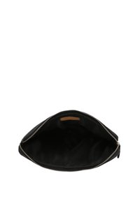 Černá kožená taška se zipovým uzávěrem. Hladký povrch, minimalistický design a béžové vnitřní podšívka s malou kapsou.