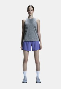 On RUNNING - Športové šortky - iris