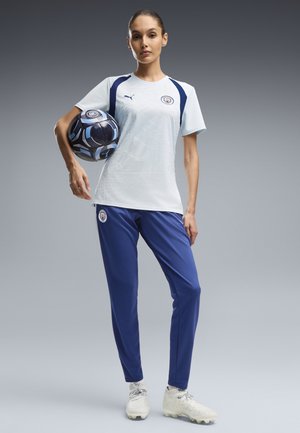 Puma, MANCHESTER CITY TRAININGSTRIKOT - Jalkapallopaita - dewdrop-blue jewel