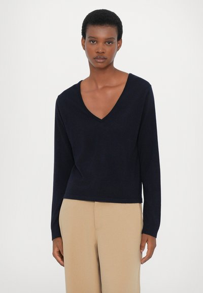 CLOSED V NECK LONG SLEEVE - Džemperis - dark night