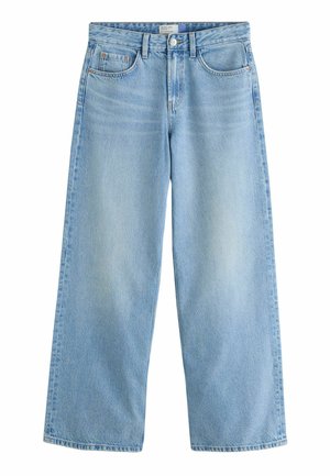 Jean bleu clair à jambes larges avec bouton et fermeture éclair à l'avant, cinq poches et coutures visibles.