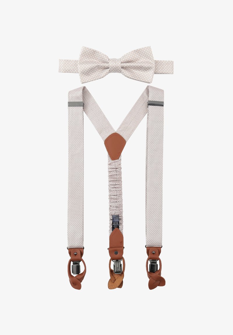 Hosenhalter- und Fliegen-Set in hellbeige mit einem strukturierten Muster. Enthält braune Lederakzente und Metallclips zur Befestigung.
