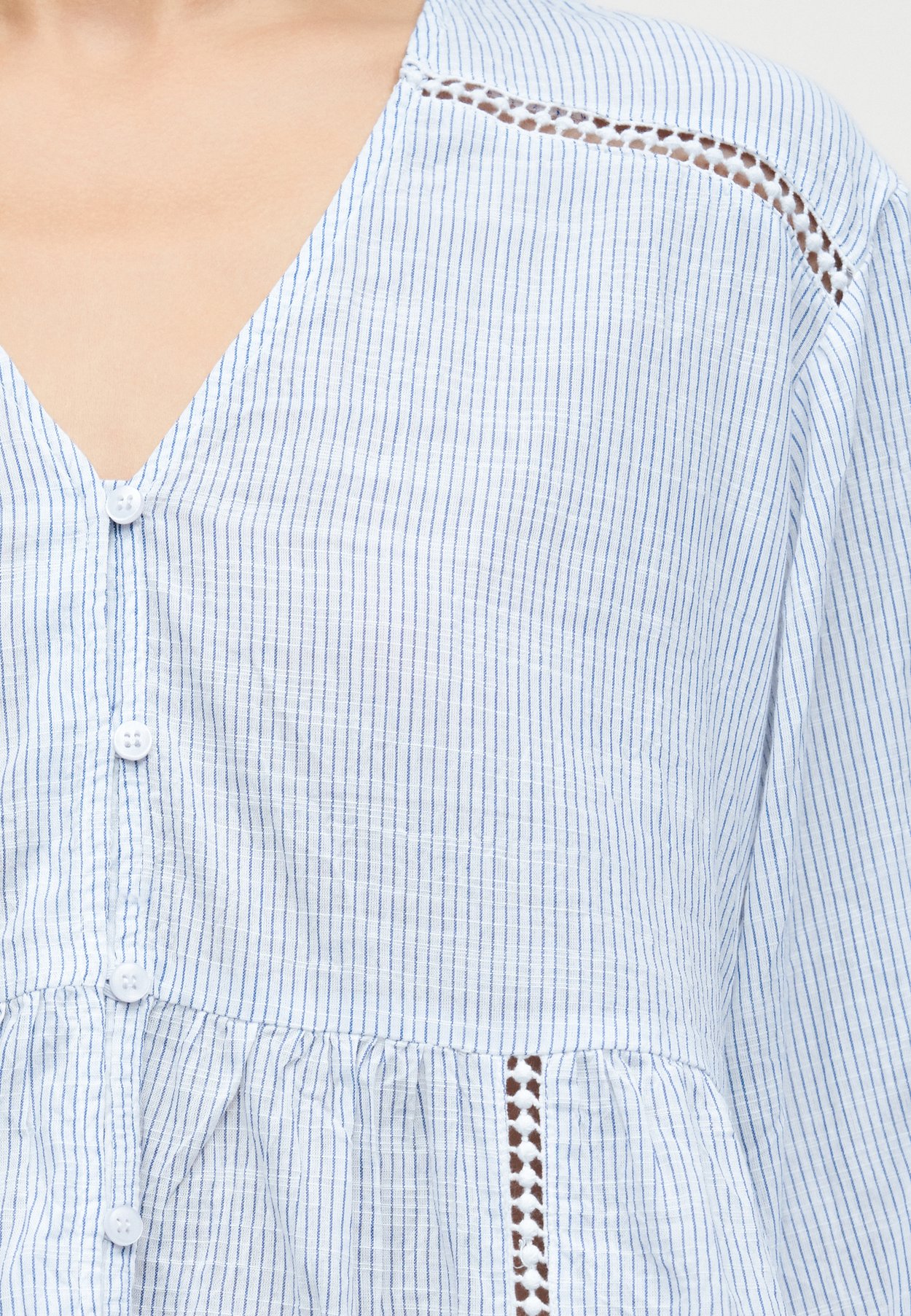 ONLNORA V NECK SHIRT