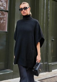 Next NEPPY ROLL PONCHO - Pullover - black