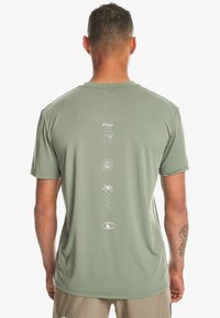 Quiksilver LAP TIME SS - T-shirt till träning - sea spray