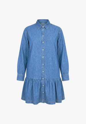 Vestito di jeans blu a maniche lunghe con chiusura frontale a bottoni, collo e orlo della gonna arricciato, mostrato su sfondo bianco.