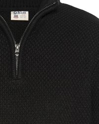 Czarny sweter na zamek z teksturowanym wzorem, z wysokim kołnierzem i widoczną metką marki w pobliżu zamka.