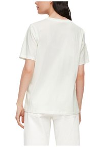 s.Oliver MIT FRONTPRINT - T-shirt z nadrukiem