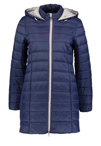 Parka acolchada azul marino con acabado texturizado, cremallera frontal, dos bolsillos y un forro de capucha gris claro con un patrón de lunares.