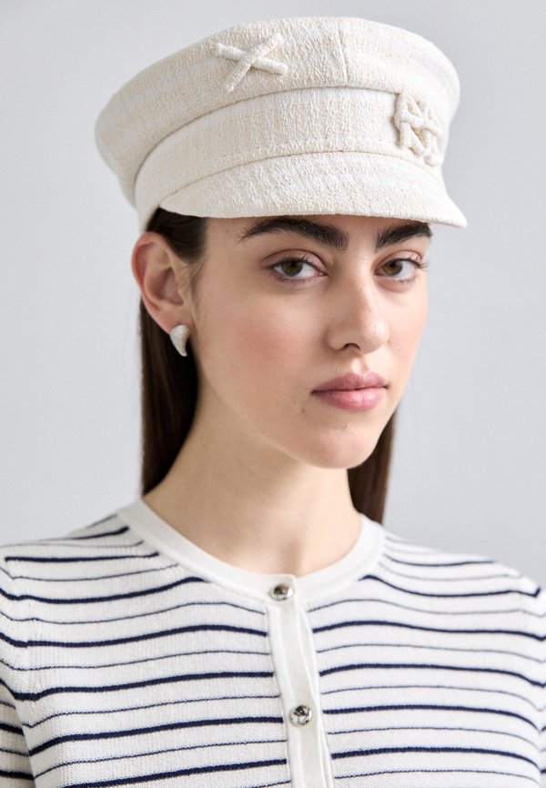 LOGO EMBELLISHED TWEED BAKER BOY  - Cap - ivory
