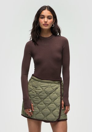 AMBER - Pullover - chocolate brown