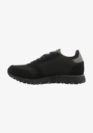 Black athletic sneaker with a mix of suede and synthetic materials, featuring a padded collar, lace-up design, and textured sole.