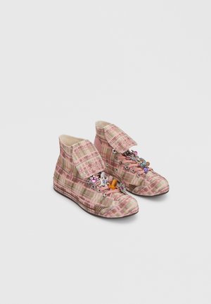 Converse, CHUCK 70 COLLINA STRADA - Sneakers high - rose