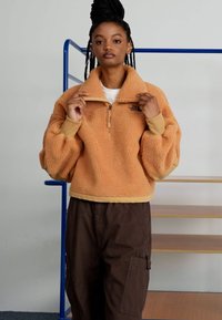 The North Face PLATTE HIGH 1/4 ZIP - Suéter de forro polar - almond butter
