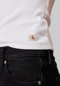 Calvin Klein Jeans LABEL TANK - Top - bright white