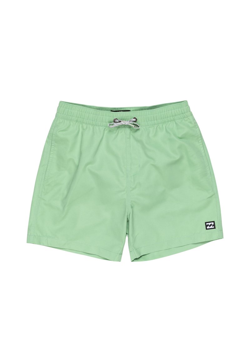 Világoszöld fürdőnadrág sima anyagból, rugalmas derékkal és húzózsinórral, bal lábon egy kis logóval.