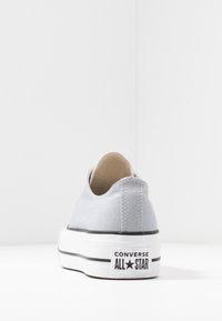 Converse Sneakersy niskie