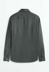 Gray long-sleeve shirt with a classic collar, made of smooth fabric. Features buttoned cuffs and a straight hem at the back.