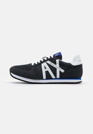 Trainers - navy/white